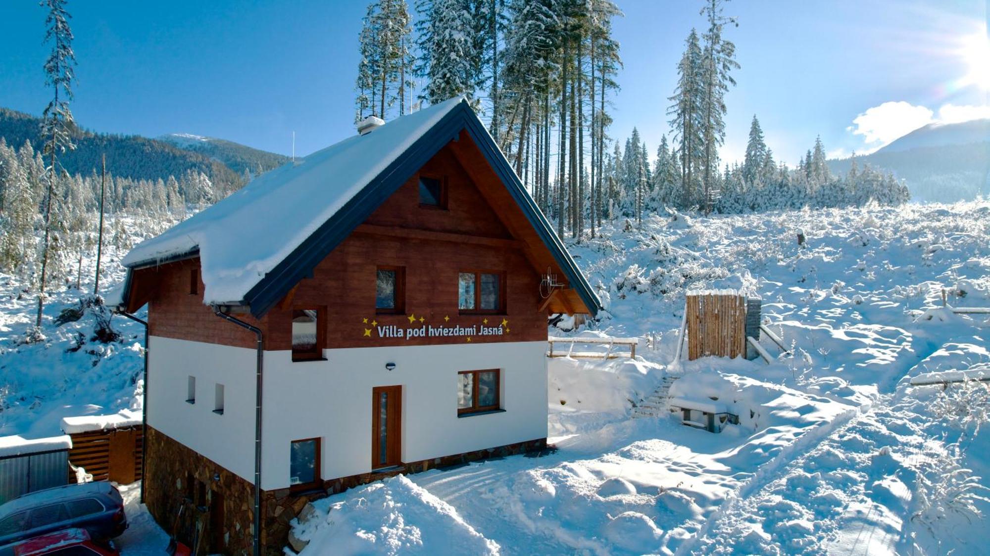 Villa Pod Hviezdami Jasna 迪马诺卡多林纳 外观 照片