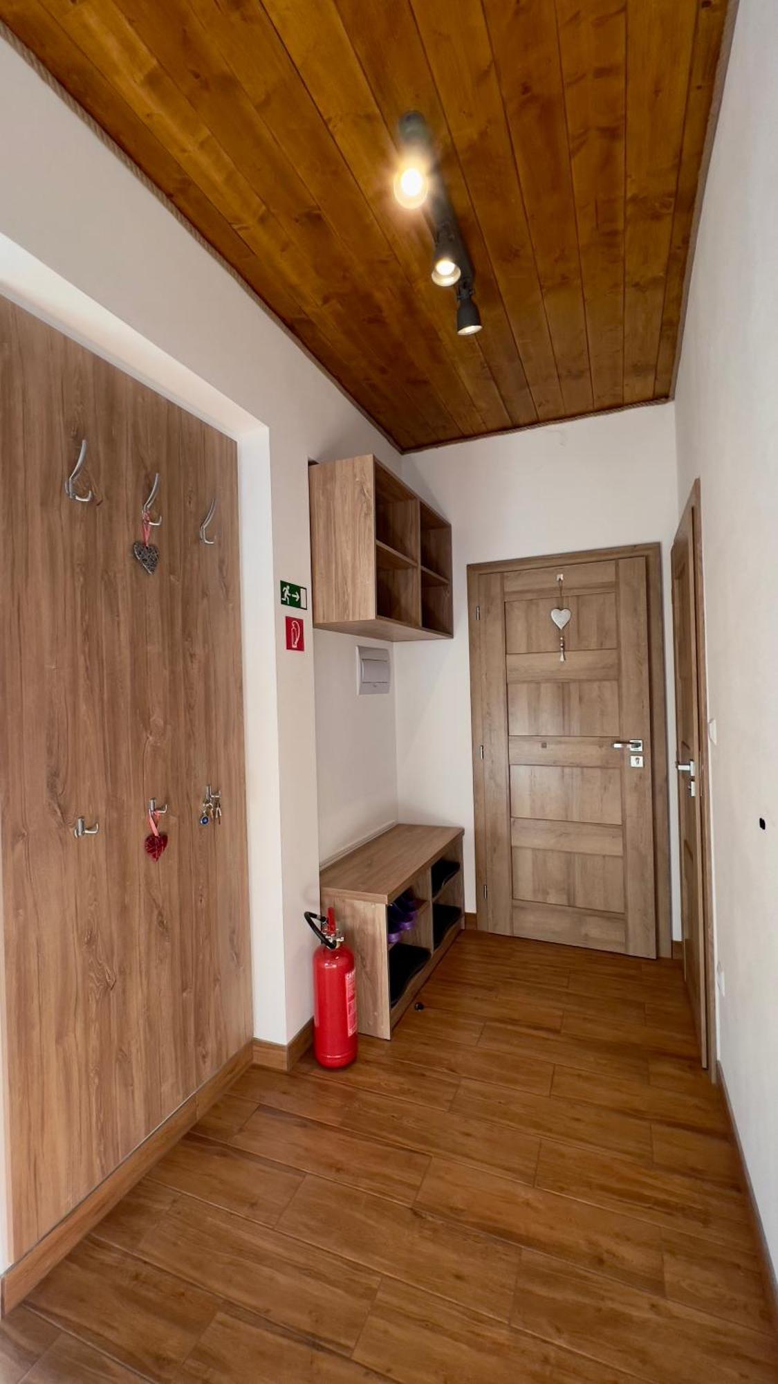 Villa Pod Hviezdami Jasna 迪马诺卡多林纳 外观 照片