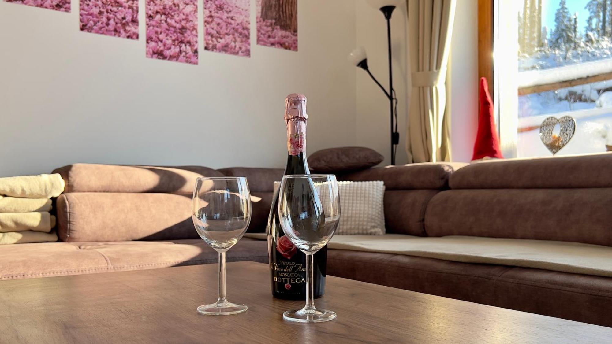 Villa Pod Hviezdami Jasna 迪马诺卡多林纳 外观 照片