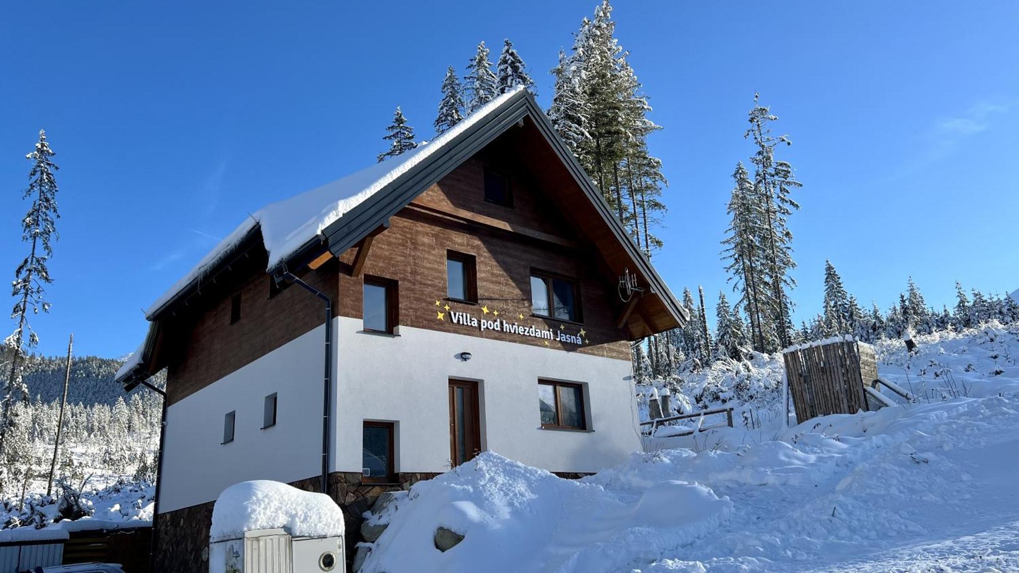 Villa Pod Hviezdami Jasna 迪马诺卡多林纳 外观 照片